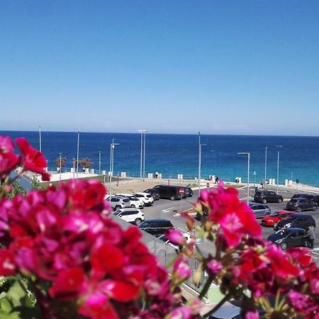 Gallery Art - Sea View モノーポリ エクステリア 写真